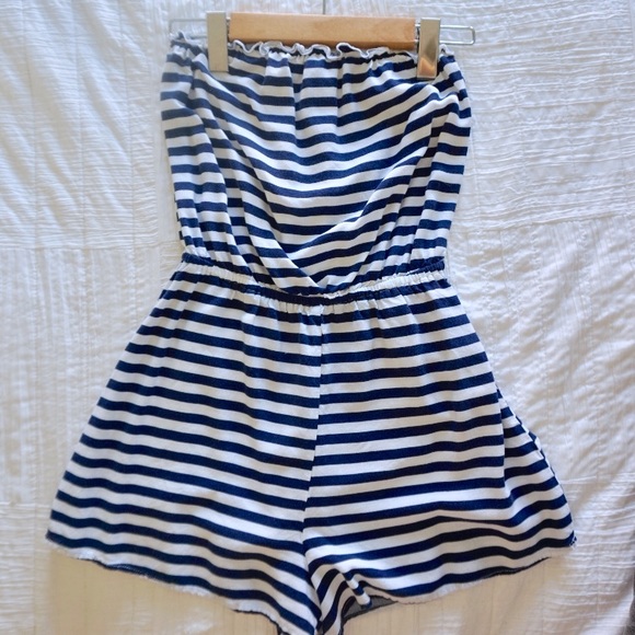 H&M striped romper - Picture 1 of 6
